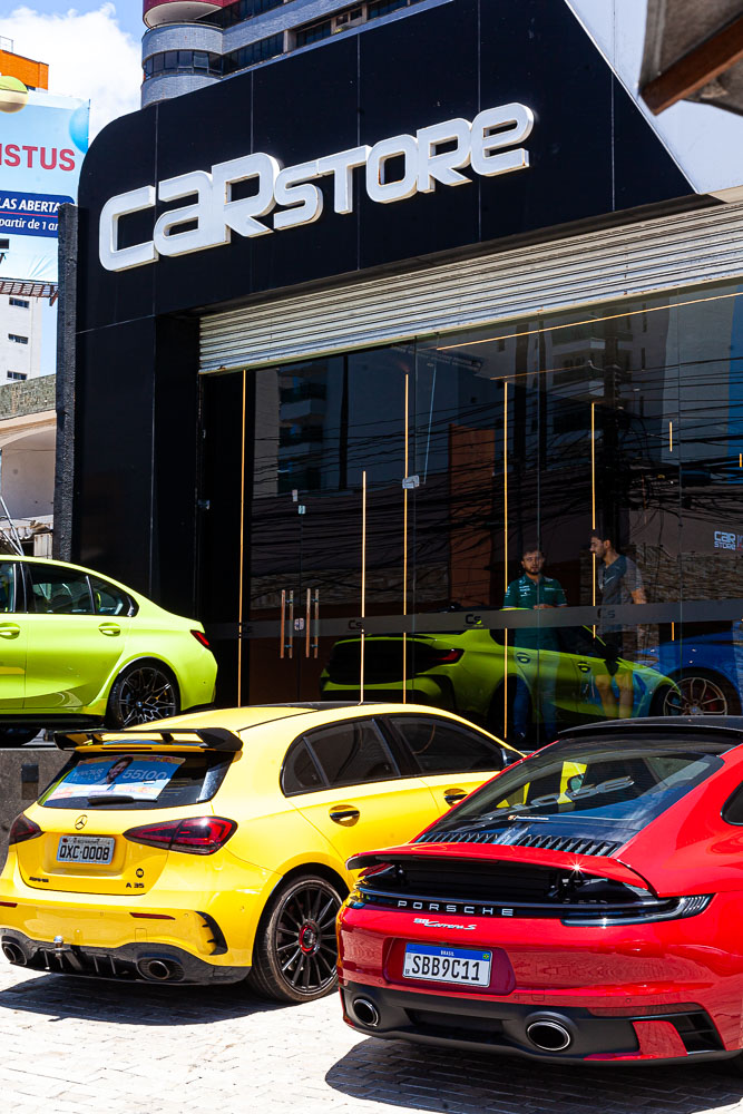 Vitrine Car Store